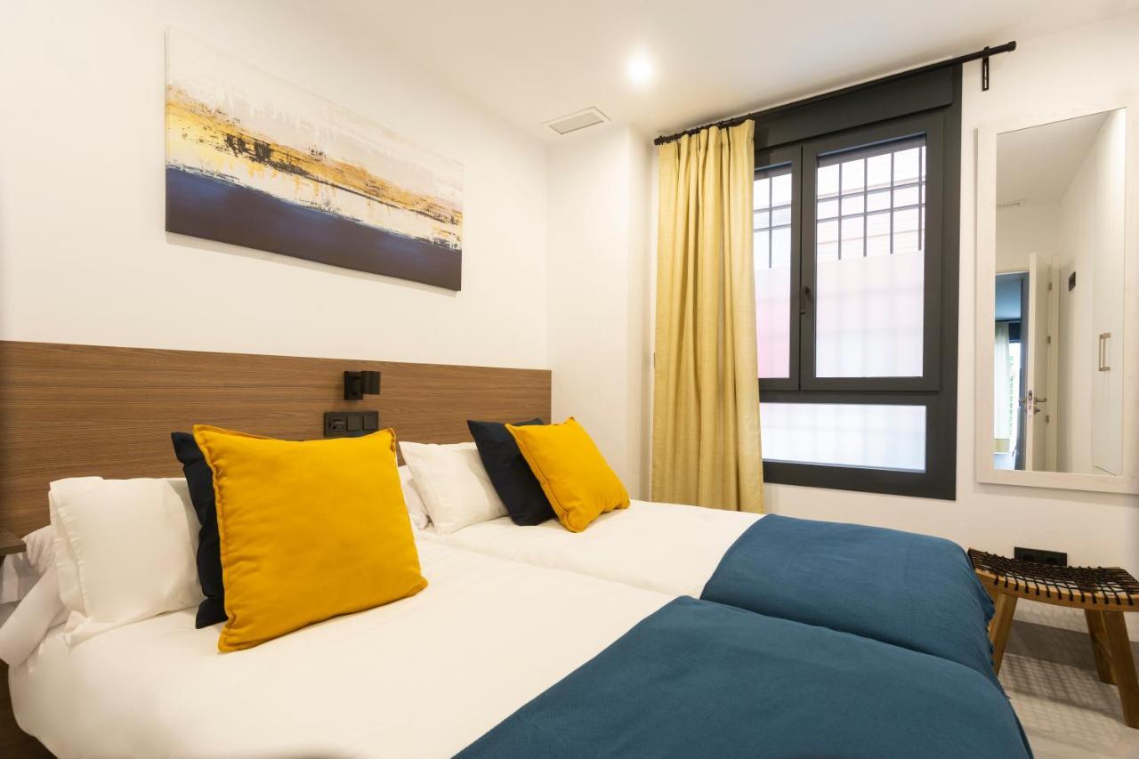 Apartamentos Bajeles Sevilla Urban المظهر الخارجي الصورة