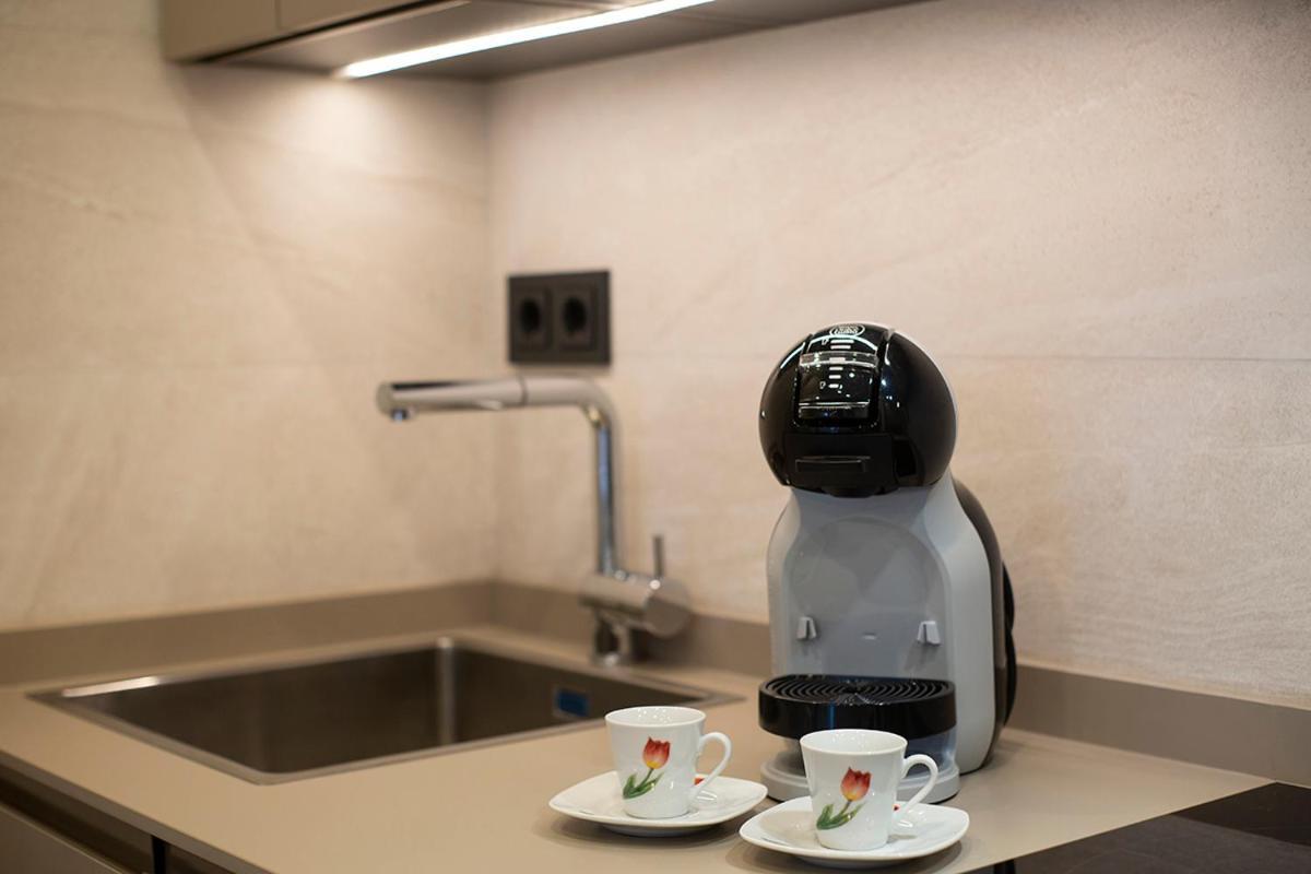 Apartamentos Bajeles Sevilla Urban المظهر الخارجي الصورة