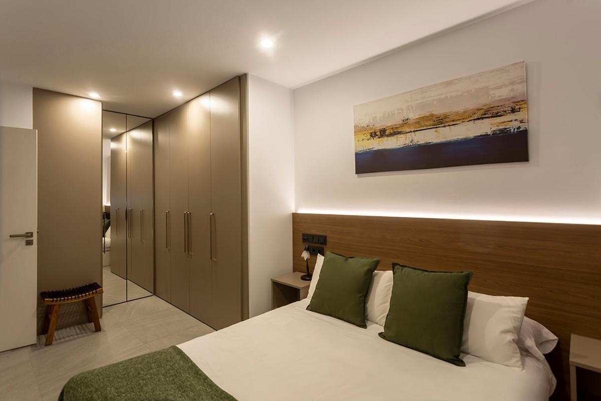 Apartamentos Bajeles Sevilla Urban المظهر الخارجي الصورة